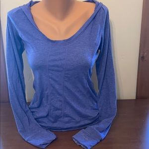 3/$15 Zella pullover with hood